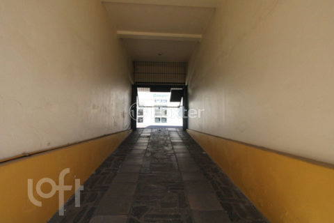 Image 42 - 689542