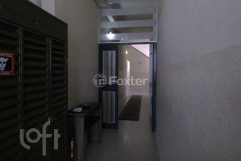 Image 32 - 689542