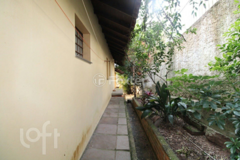 Image 59 - 699197