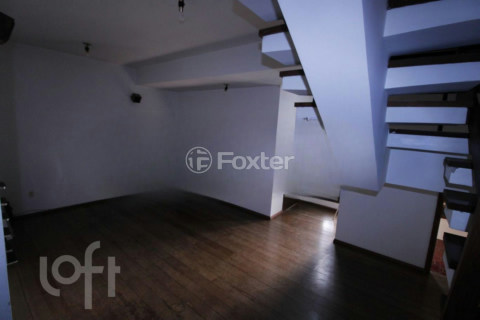 Image 38 - 699197