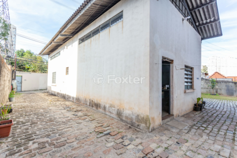 Image 62 - 701227