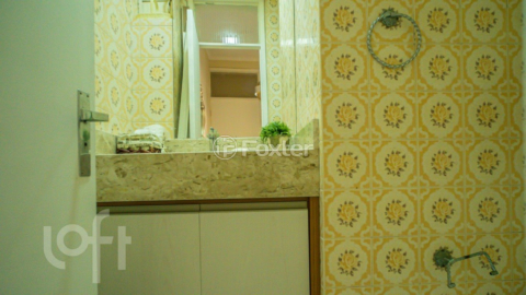 Image 29 - 701497