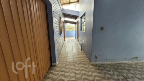 Image 33 - 704098