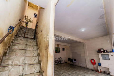 Image 40 - 704566