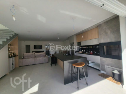 Image 21 - 715460