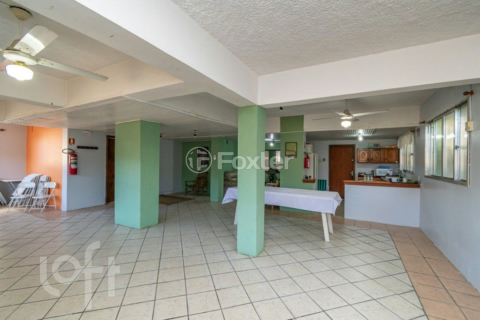 Image 29 - 717157