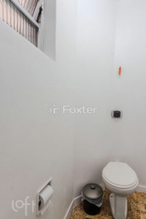 Image 17 - 717329
