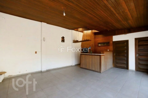 Image 33 - 717931