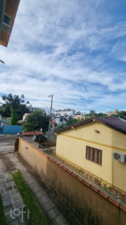 Image 19 - 725876
