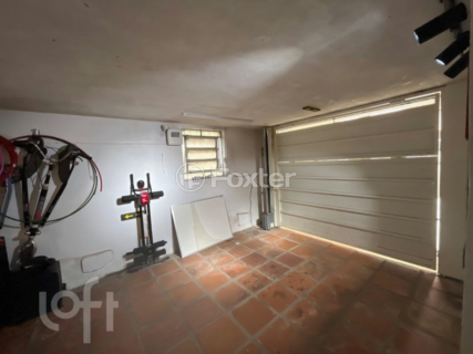 Image 32 - 726868