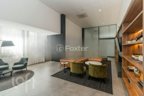 Image 38 - 728597