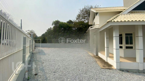 Image 37 - 728689