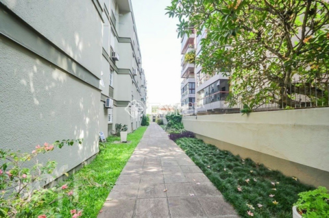 Image 31 - 729575