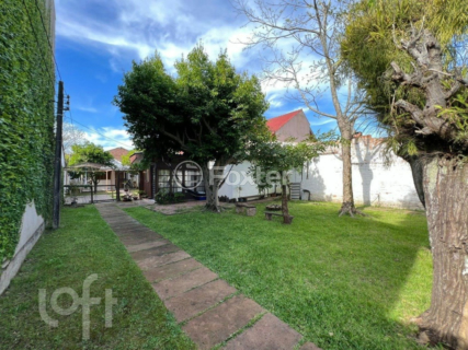 Image 27 - 729882