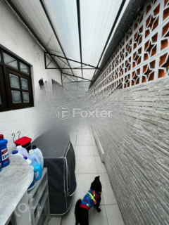 Image 22 - 730009