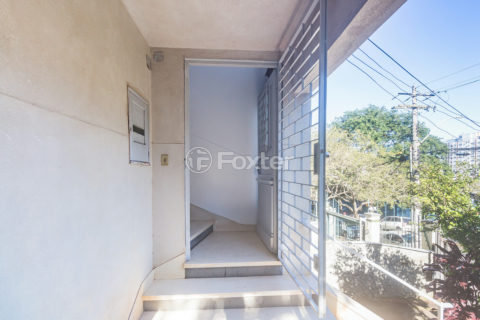 Image 32 - 731822