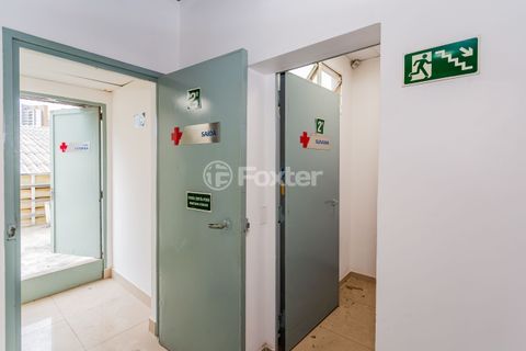 Image 33 - 735377