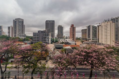 Image 145 - 735377