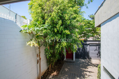 Image 33 - 735568