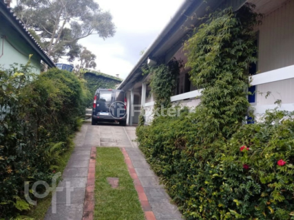 Image 35 - 736849