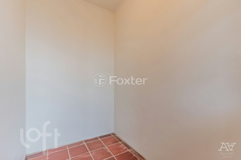 Image 36 - 737378