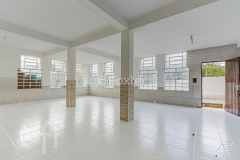 Image 43 - 737378