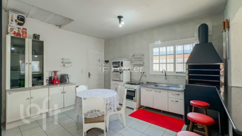 Image 35 - 744673