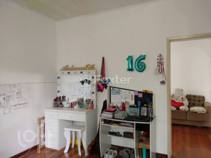 Image 22 - 745434