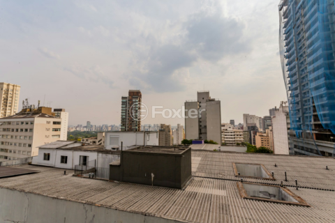 Image 37 - 746966
