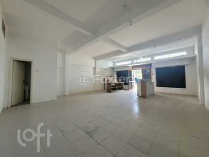 Image 30 - 747461