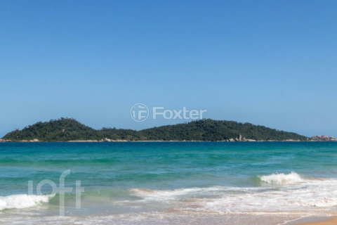 Image 57 - 748326