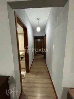 Image 21 - 749469