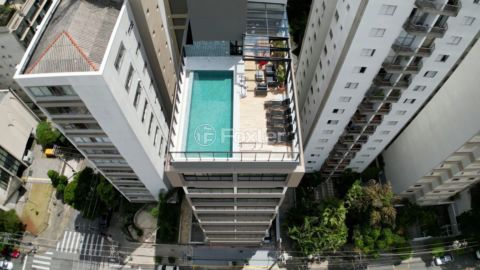 Image 52 - 749854