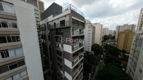 Image 37 - 749898