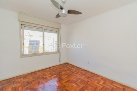 Image 7 - 749914