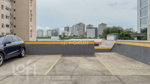 Image 36 - 750316