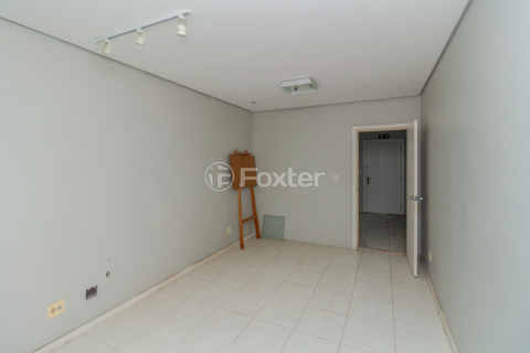 Image 3 - 751559