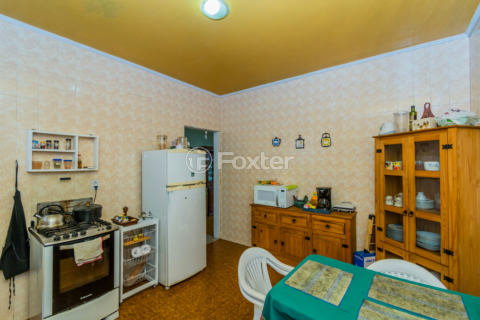 Image 34 - 751759