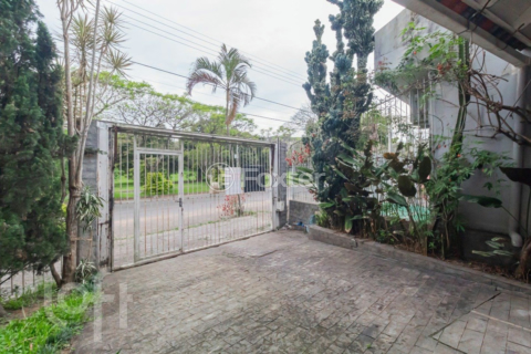 Image 42 - 754956