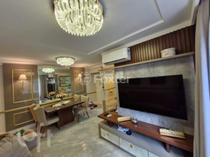 Image 34 - 755899