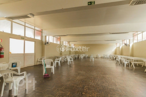 Image 21 - 756825