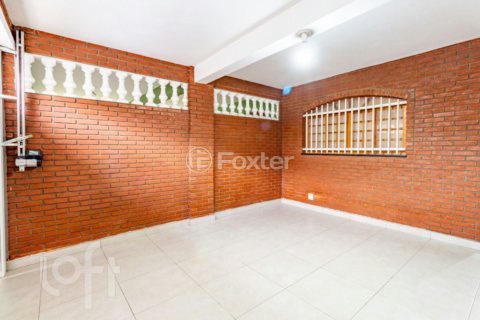 Image 28 - 807898