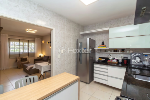 Image 37 - 807935