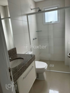 Image 42 - 808107