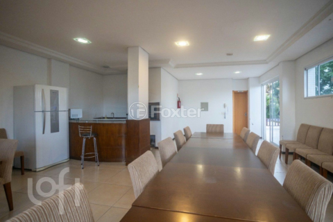 Image 33 - 808927