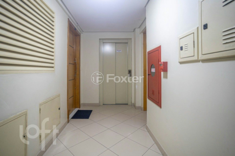 Image 34 - 808927