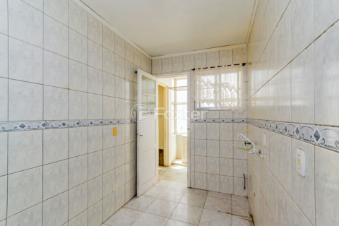 Image 25 - 809447