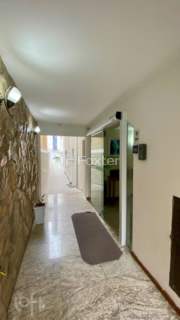 Image 31 - 809644