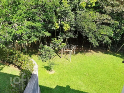 Image 33 - 809682