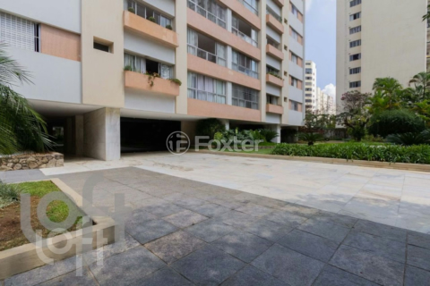 Image 31 - 809703